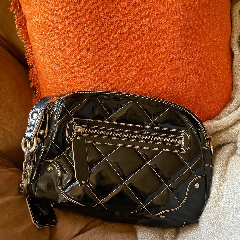 Paten leather shoulder bag